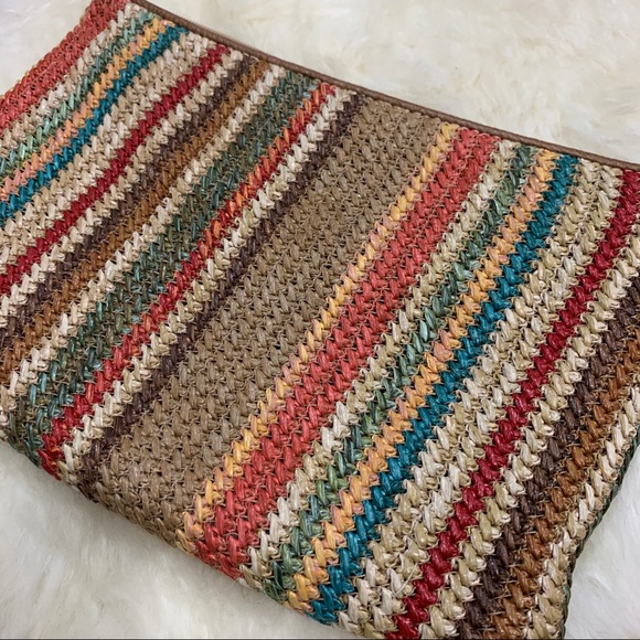 LOFT Handbags - NWT Ann Taylor LOFT Wristlet Purse